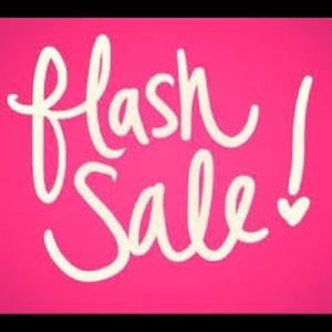 flash sale! Send me an offer and I'll make a deal!